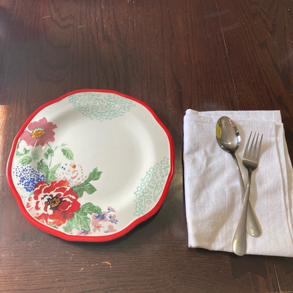 Dinner Plate - Picture 2 of 3